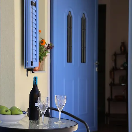 Sol Aegina Town House Villa Exterior photo