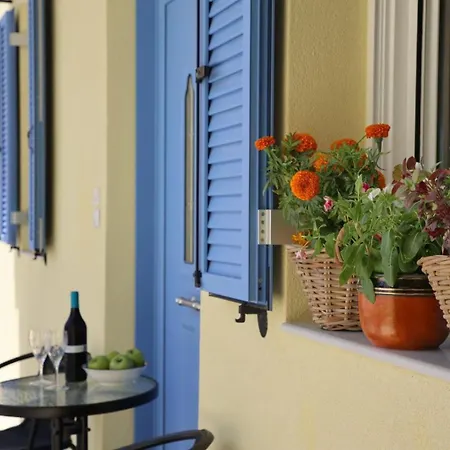Sol Aegina Town House Villa Exterior photo